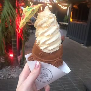 Meet your Posher, Pamela